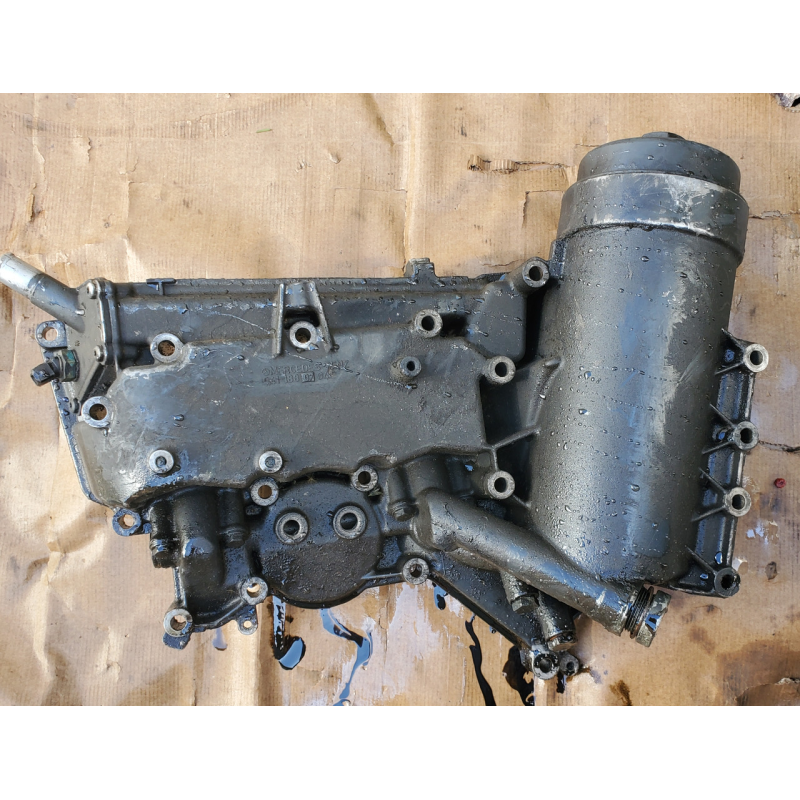 Корпус оливного фільтра теплообмінник Mercedes 5411880704