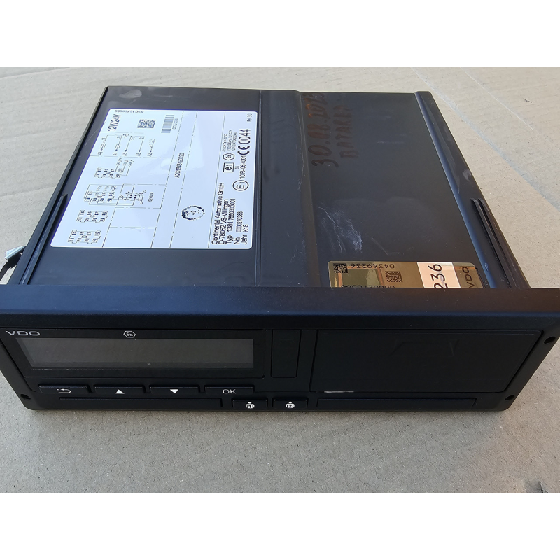 Тахограф цифровий 1381 Універсал 12/24v