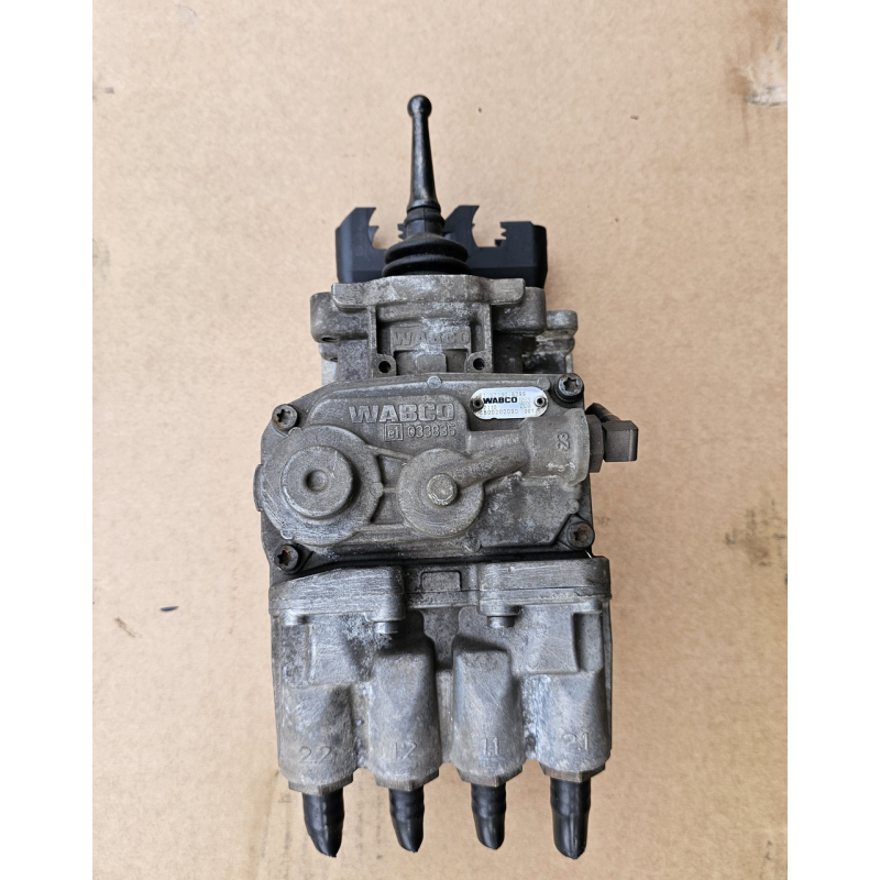 Головний гальмівний кран MAN TGL 81521306299  WABCO 4800200090