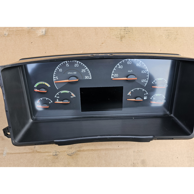 Панель приладів VOLVO 20455503-P03