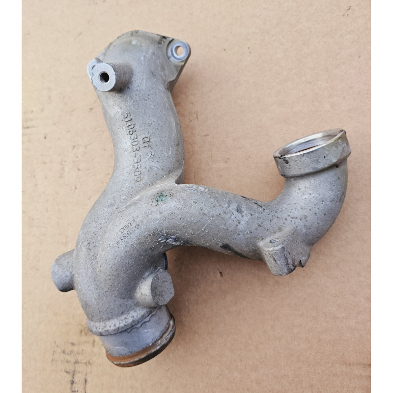 Патрубок охолодження MAN 51063023262 / 51063023509 Патрубок охолодження MAN 51063023262 / 51063023509