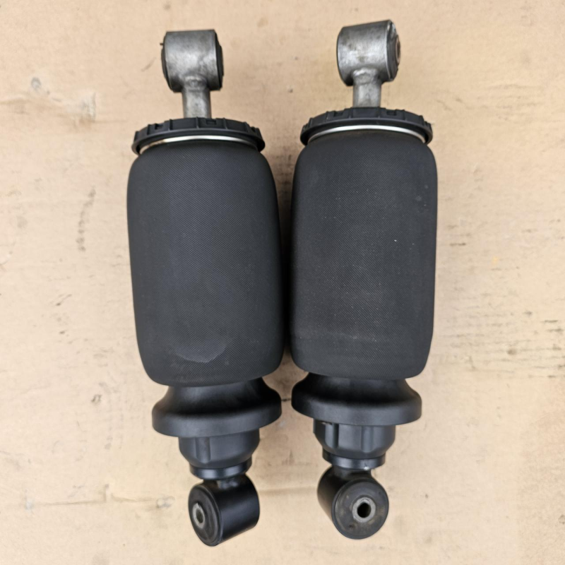 Подушка кабіни передня MAN 81417226082 MAN TGX/TGS/TGA Подушка кабіни передня MAN 81417226082 MAN TGX/TGS/TGA