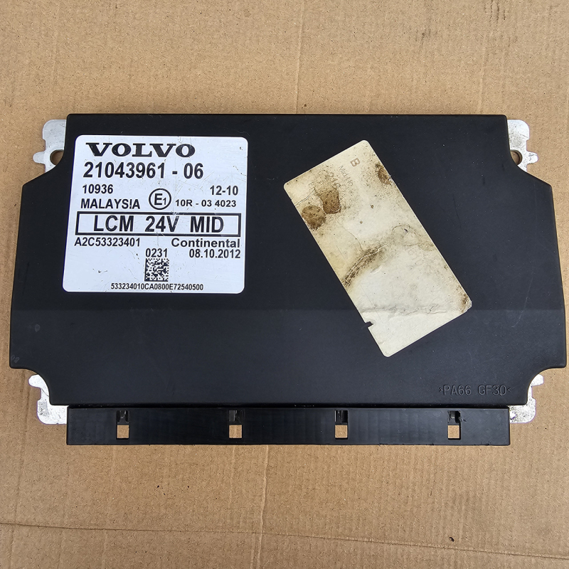 Блок світла LCM 21043961-06 VOLVO FH FM EEV Блок світла LCM 21043961-06 VOLVO FH FM EEV
