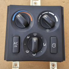 Блок керування клімат контролем VOLVO 21318123