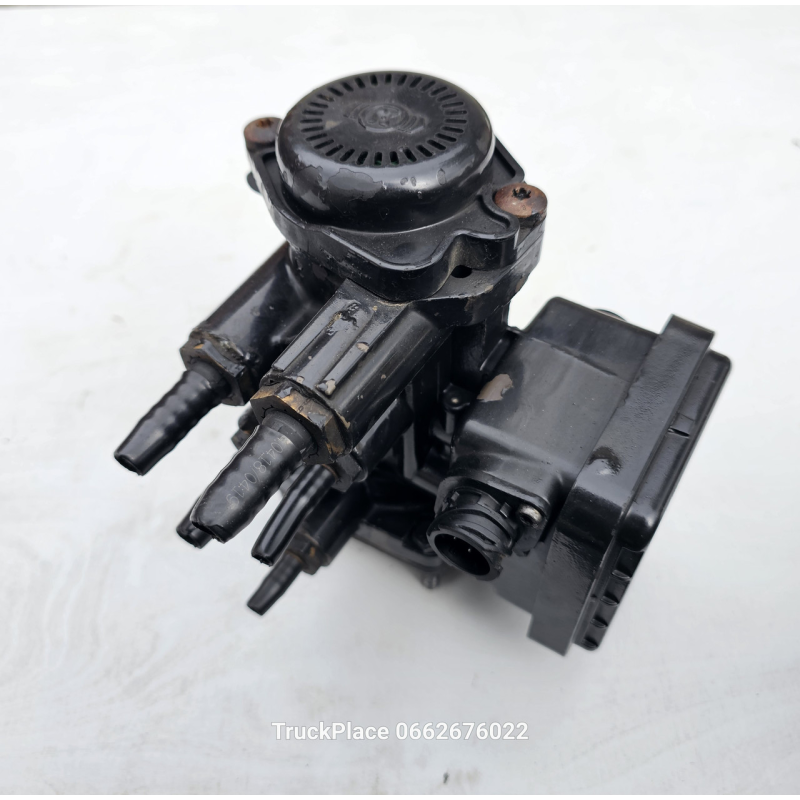 81523016213 Кран керування гальмами причепа MAN TGX/TGS/TGS/TGA